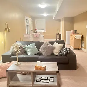 Cozy And Stylish Entire In Apartment