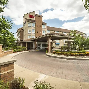 monte-carlo-inn-brampton-suites.niagara-fallshotels.com/